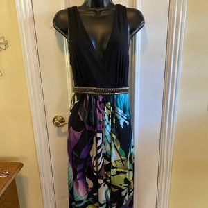 Roz & Ali Long Dress Size 12